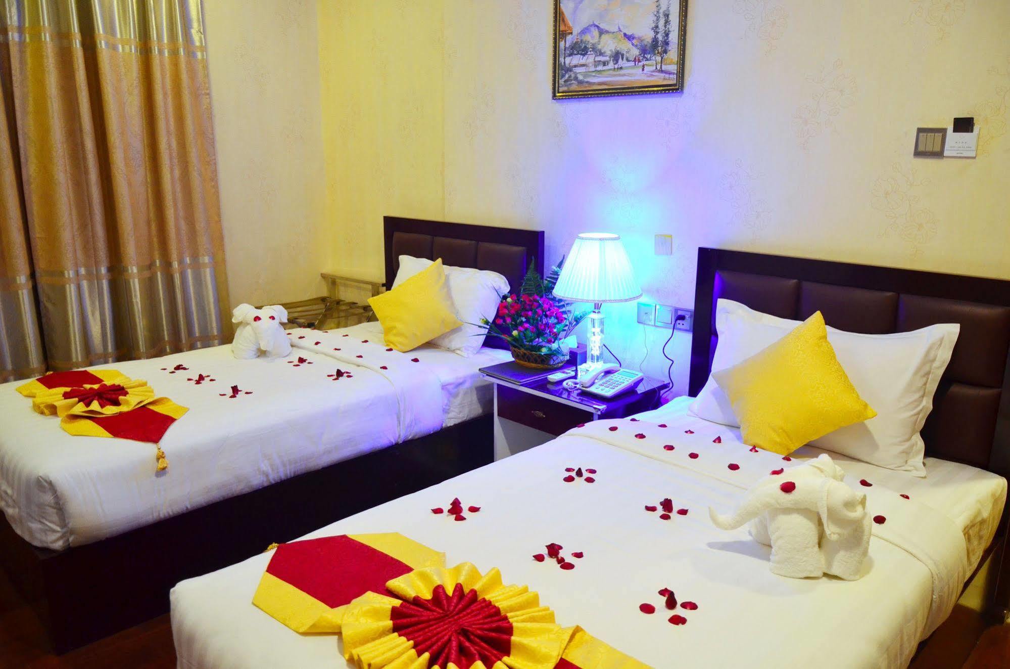 Golden City Light Hotel Mandalay Exterior photo